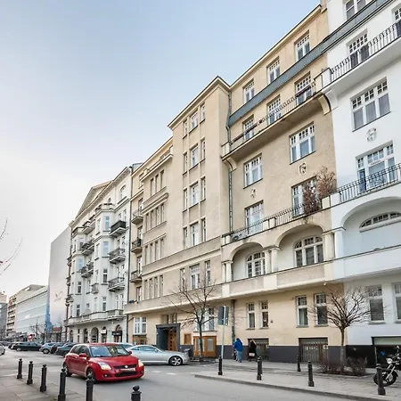 Zurawia Centre Tenement